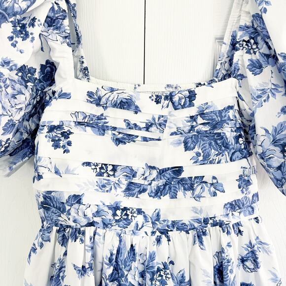 Abercrombie & Fitch Emerson Poplin Puff Sleeve Midi Dress in Blue Floral - Picture 4 of 10